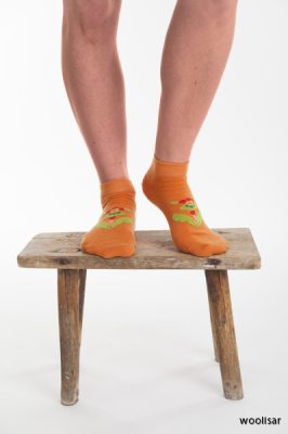 Woolisar KURBITS golfstrumpor orange stl.35-39 i gruppen Veckans produkter hos Masesgården AB (1361)
