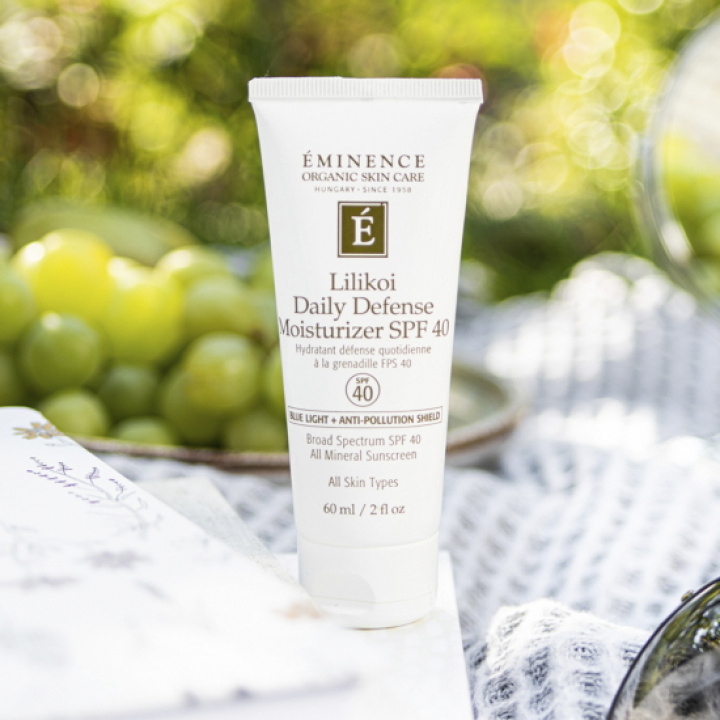 Eminence Organics Lilikoi Daily Defense Moisturizer SPF 40 i gruppen EMINENCE ORGANICS hos Masesgården AB (5874)